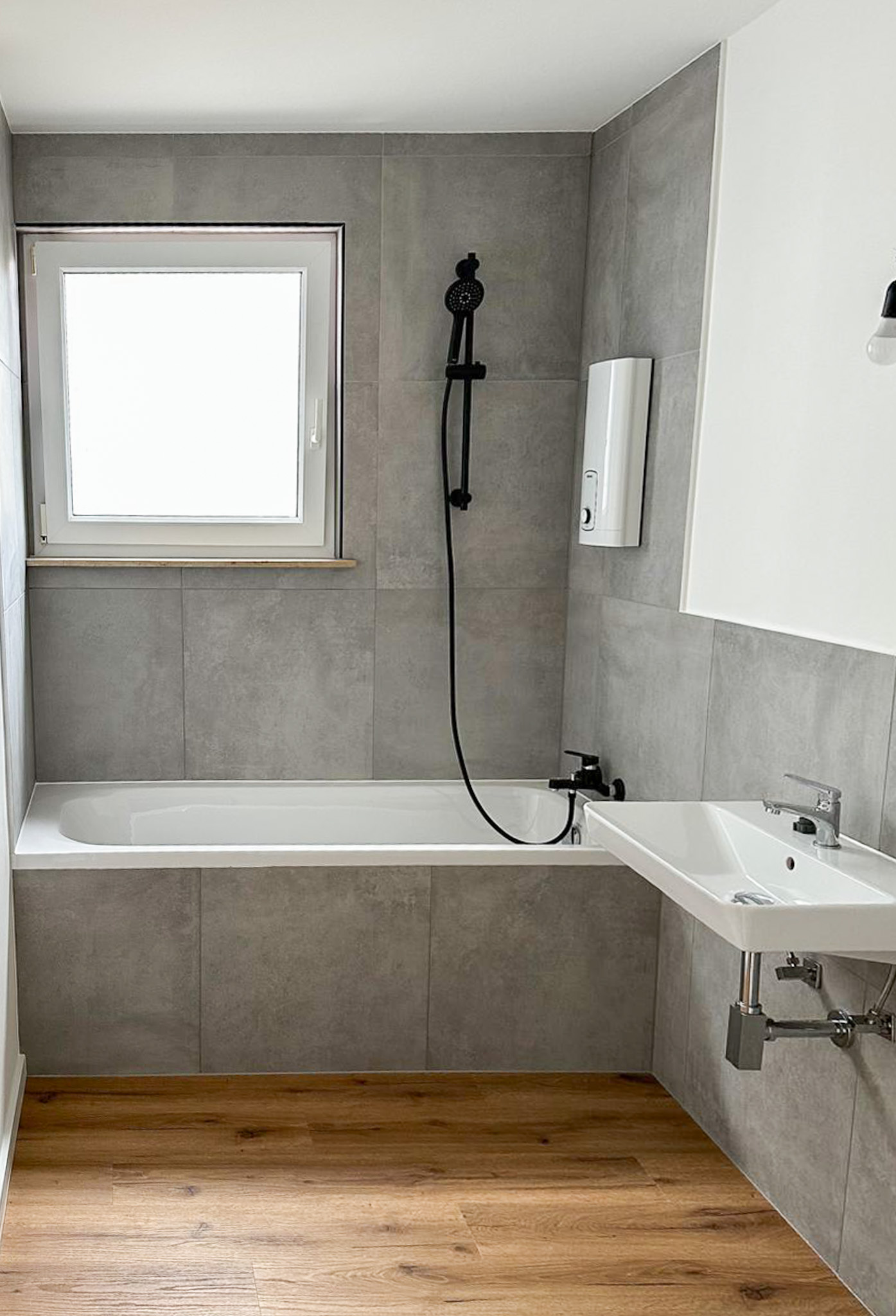 Nach der Modernisierung - Badezimmer